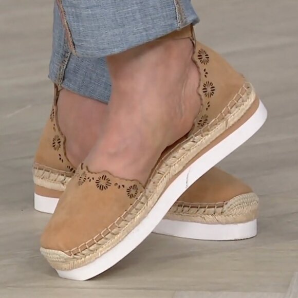 VINCE CAMUTO Breshan Suede Espadrille Closed Toe Platform Sandal 9 - Picture 3 of 12